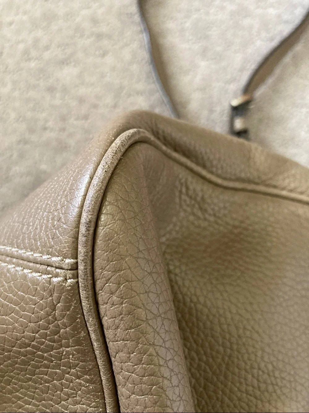 Marc Jacobs taupe leather crossbody bag.